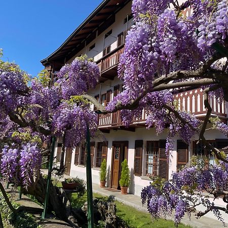 Dimora Fiorita Junior My Holiday Home Varallo Exterior foto