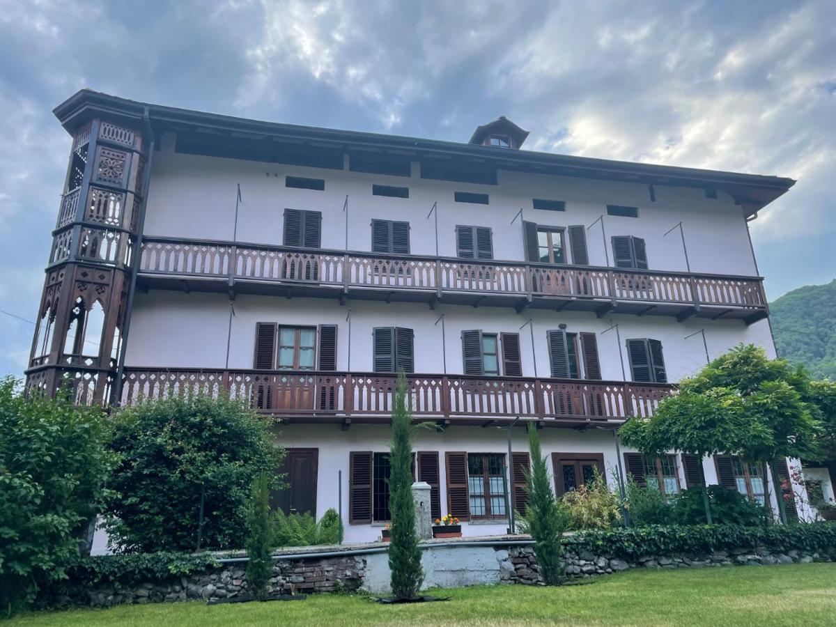 Dimora Fiorita Junior My Holiday Home Varallo Exterior foto