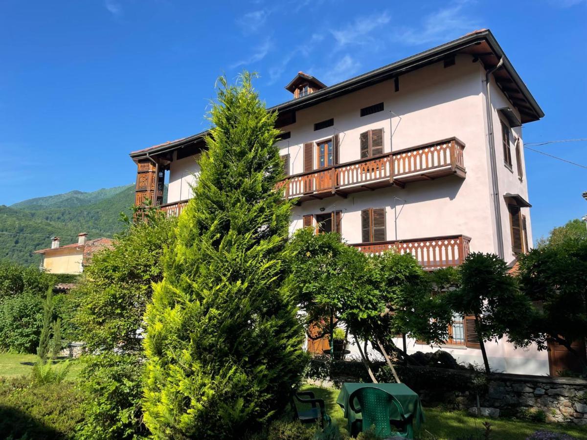 Dimora Fiorita Junior My Holiday Home Varallo Exterior foto