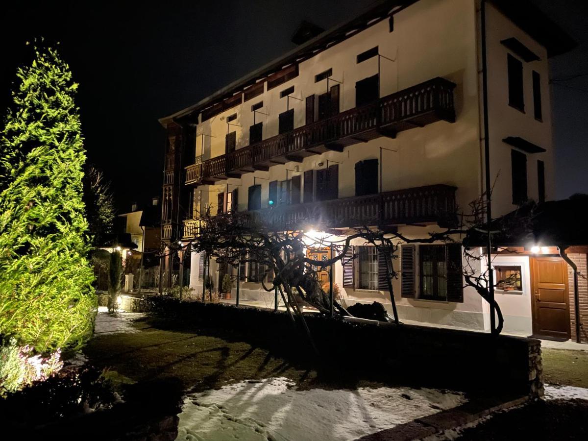 Dimora Fiorita Junior My Holiday Home Varallo Exterior foto